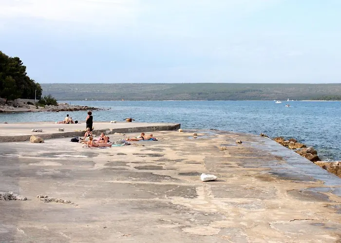 Family Friendly House With A Parking Space Nerezine, Losinj - 17984 Ferienhaus Nerezine