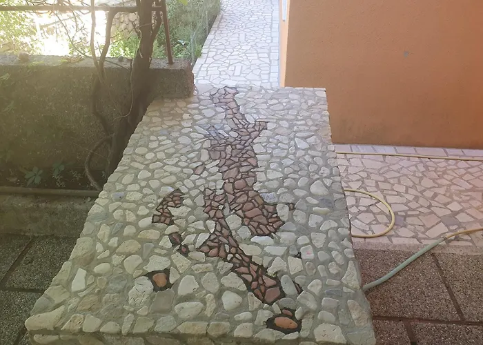 Family Friendly House With A Parking Space Nerezine, Losinj - 17984 * Nerezine