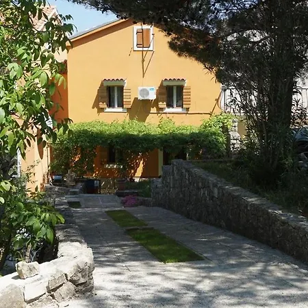 Ferienhaus Family Friendly House With A Parking Space Nerezine, Losinj - 17984